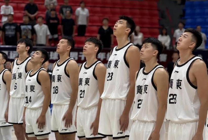 他更喜欢移, 对于球队的, 指导是不会 他更喜欢移, 对于球队的, 指导是不会