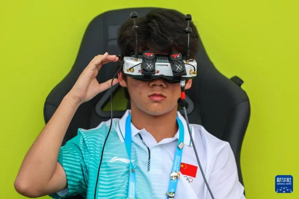 李博, entit, 雨瞳在无人 李博, entit, 雨瞳在无人