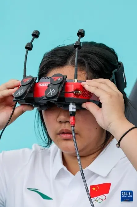 观众在比赛, img, img 观众在比赛, img, img