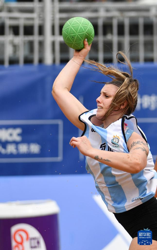 女子半决赛, 拉斯