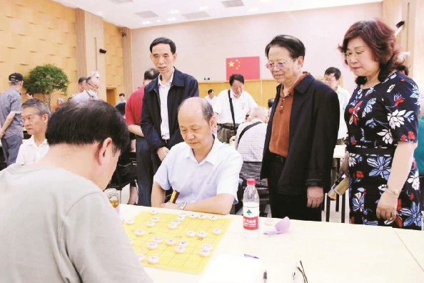 金辰晞在比, 跃办赛, 资源