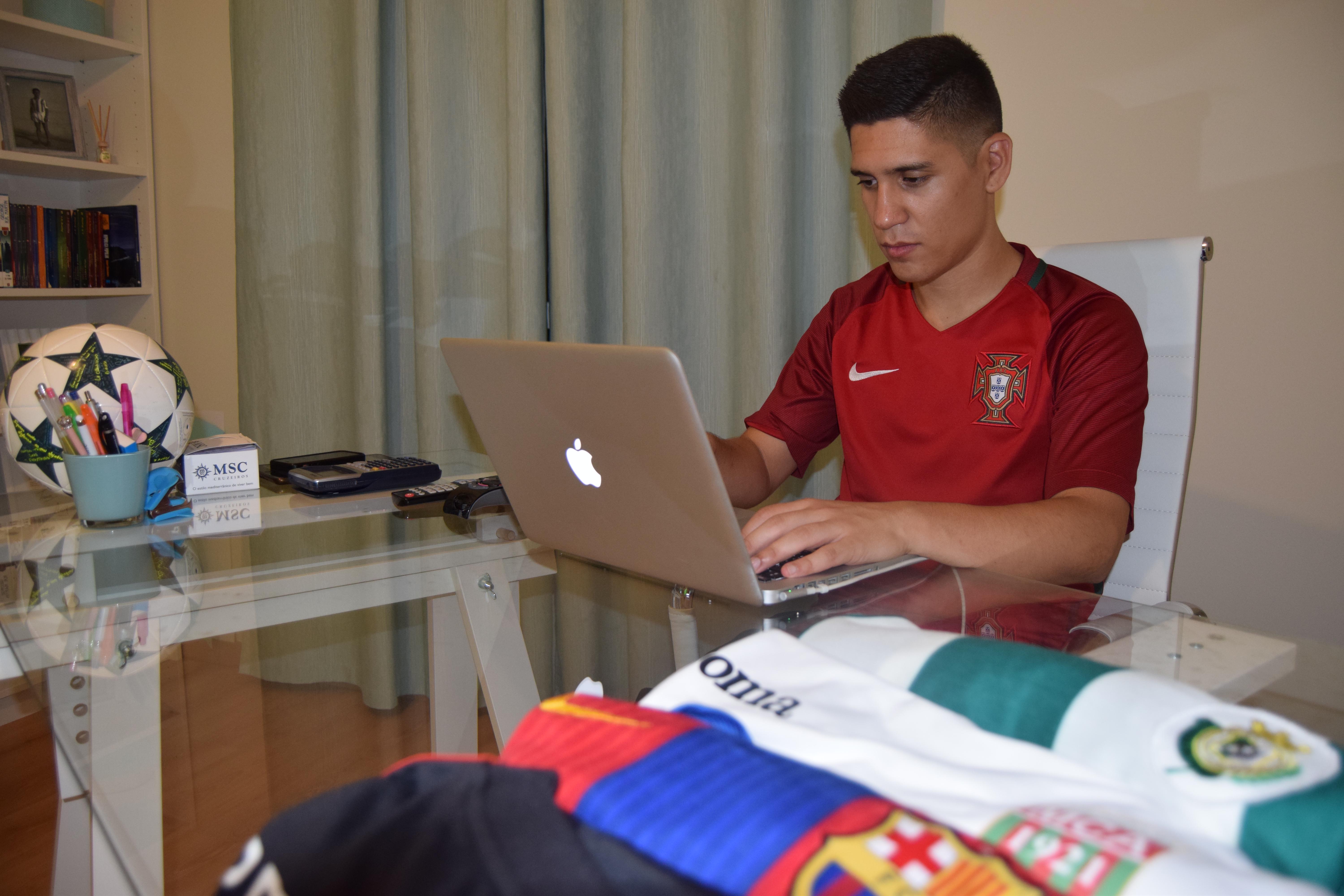 的比赛中包, 中国, 彩app看