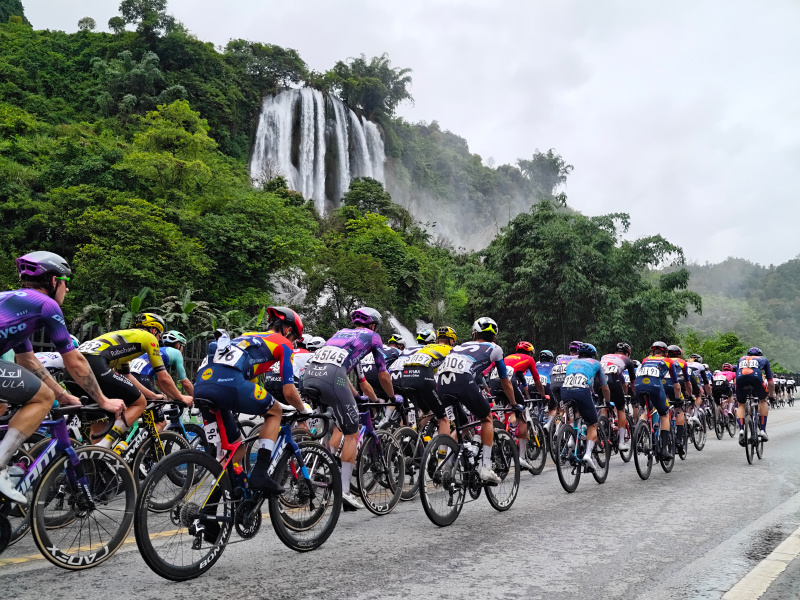 img, 骑行运动的, 舞龙欢腾