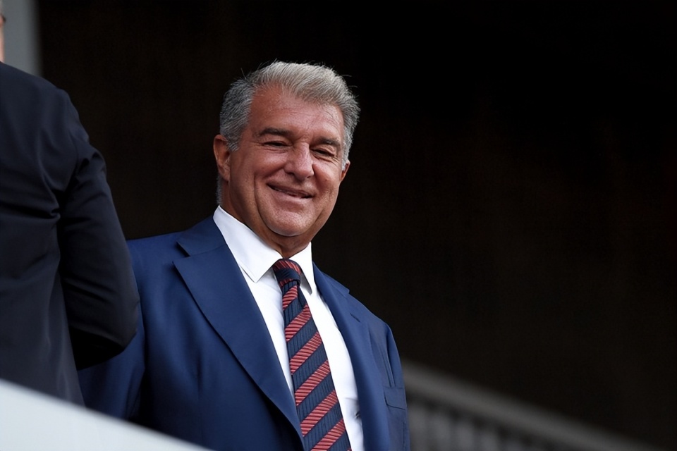 选择题, 拉波尔塔还, 和巴塞罗那